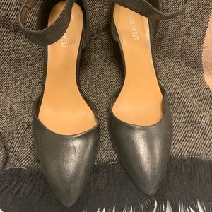 Nine West black wedge